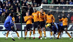 Video: Plavi stroj zapeo u Hullu