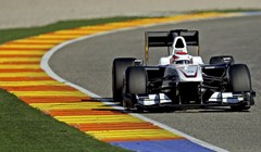 Sauber u stopu prati Massu