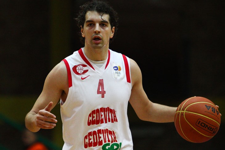 Derbi već u prvom kolu