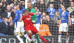 Video: Liverpoolu bodovi iz gradskog derbija