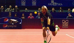 Melzer prva zvučna "žrtva"