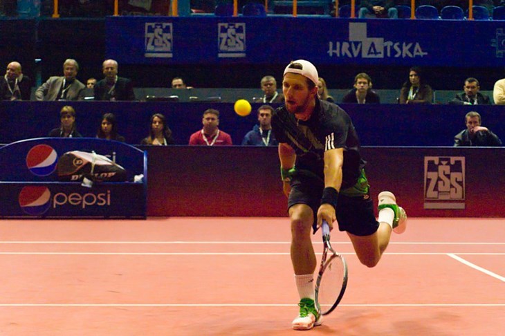 Melzer prva zvučna "žrtva"