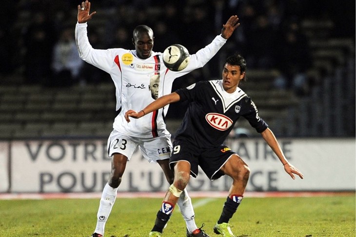 Chamakh (još) nije Arsenalov