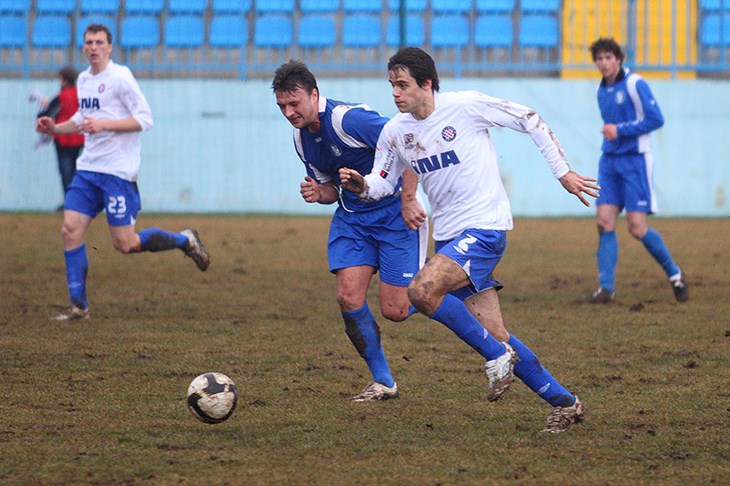 Hajduk pobijedio Junak
