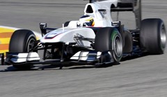 Kobayashi na vrhu, Buemi blizu