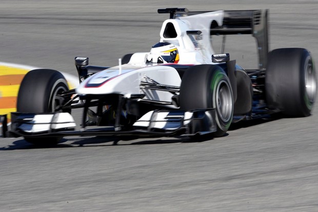 Kobayashi na vrhu, Buemi blizu