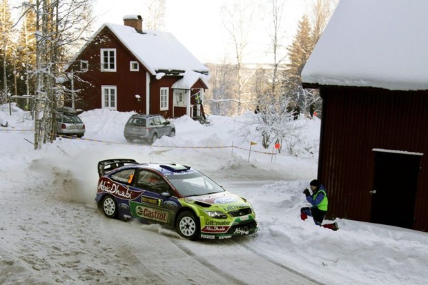 Mikko vodi, Kimi i Marcus van igre