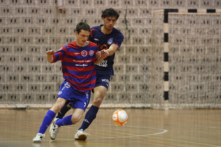 Uspinjača posramila Torcidu, derbi u Splitu