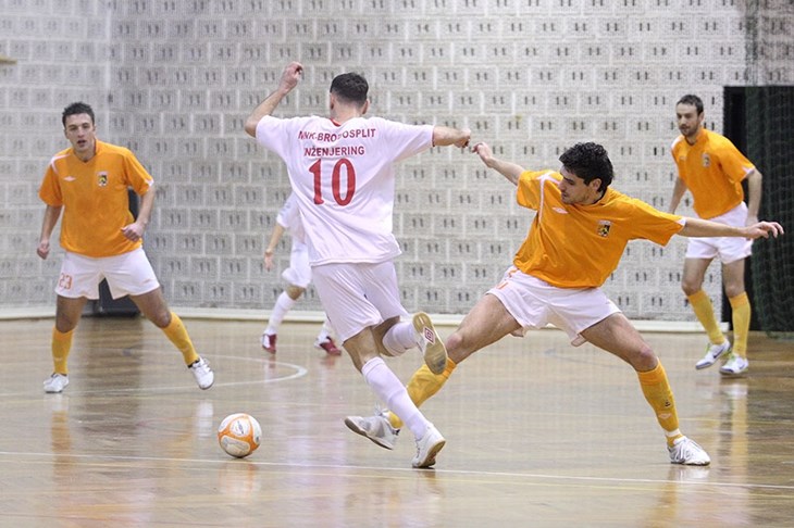 Neshvatljiva odluka HNS-a