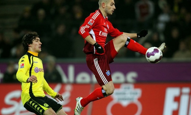 Srna u Londonu, Petrić protiv PSV-a