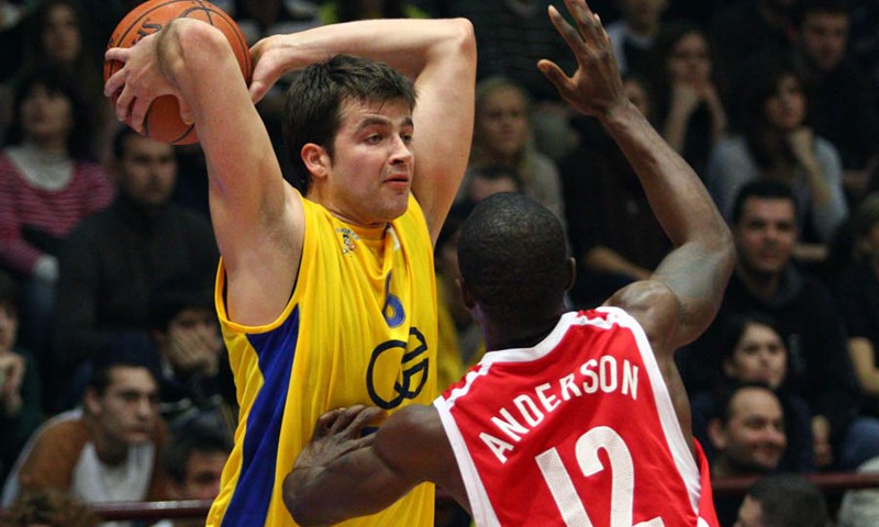 Cibona barem brojčano jača