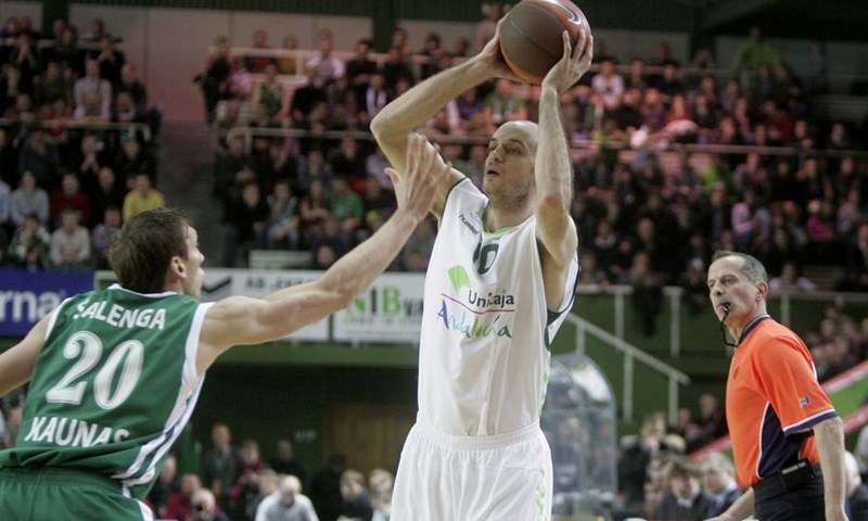 Delaš i društvo još u igri