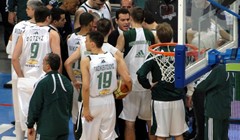 Panathinaikos pomaže Maroussiju