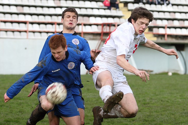 Pola odigrano, pola odgođeno