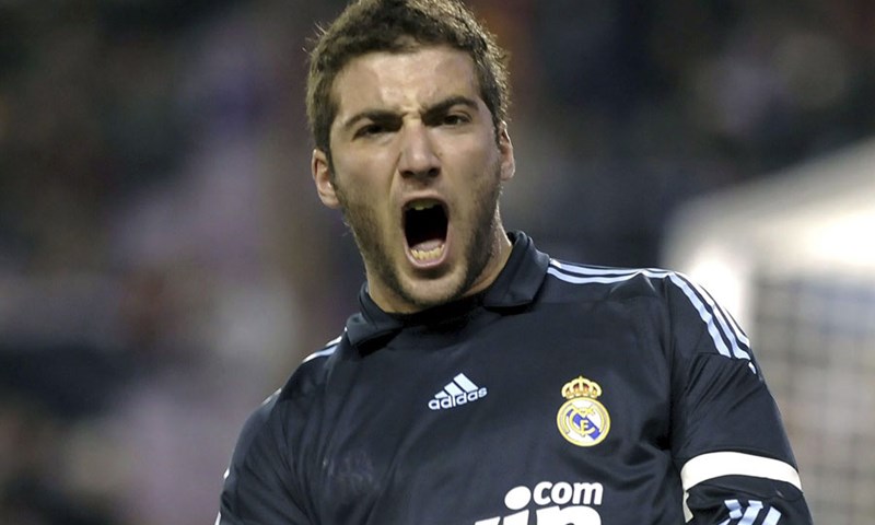 Higuain poput Messija