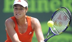 Molik se provozala na biciklu