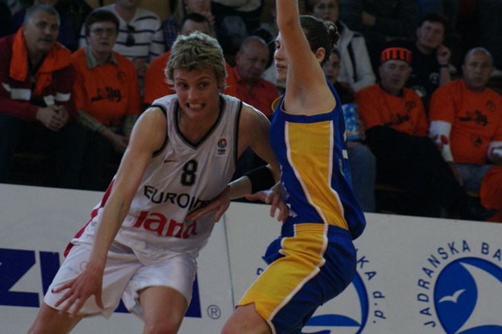 Gospićanke na svom terenu uzele Kup