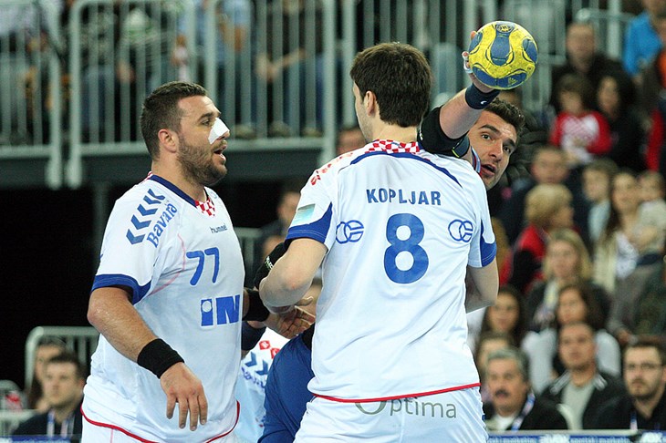 47 golova Nexea i Zagreba