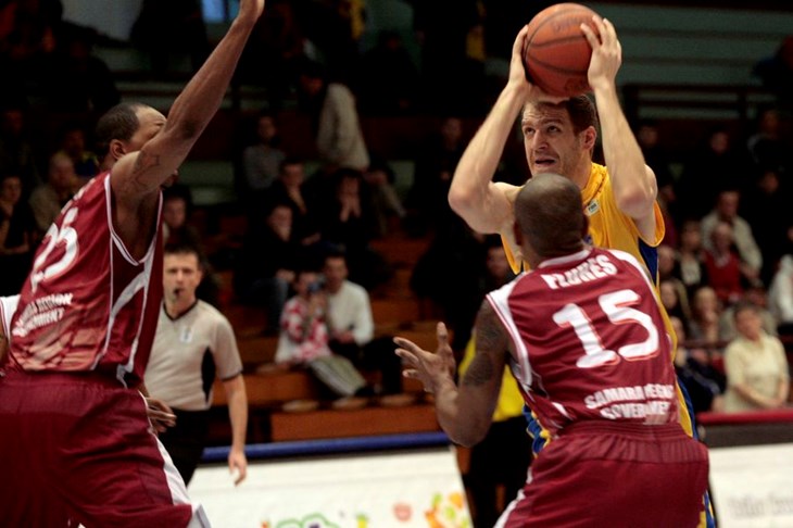 Trio s dna upisao poraze