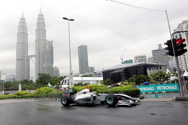 Ponovno kišna utrka?