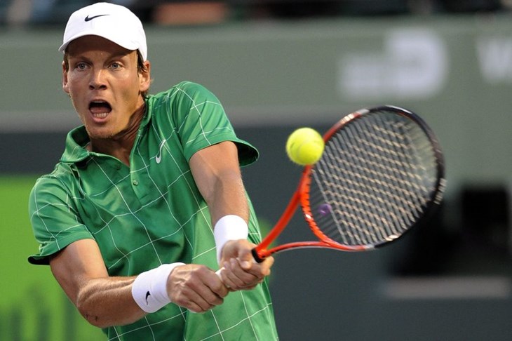 Roddicku novo finale, Berdych briljira