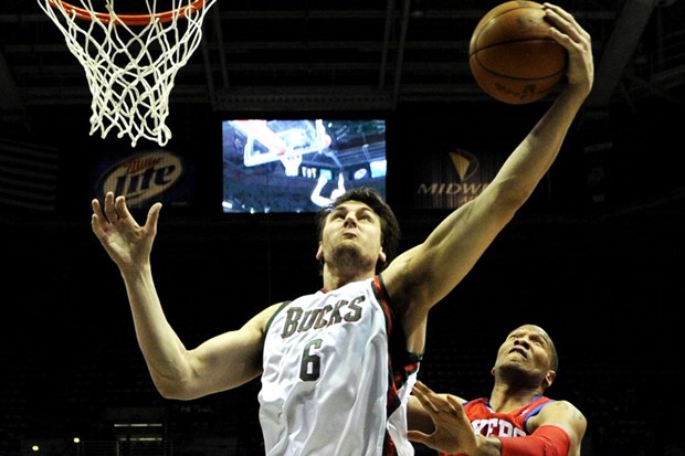 Bogut uspješno operiran