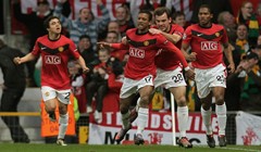 Manchester United potpisuje Meksikanca