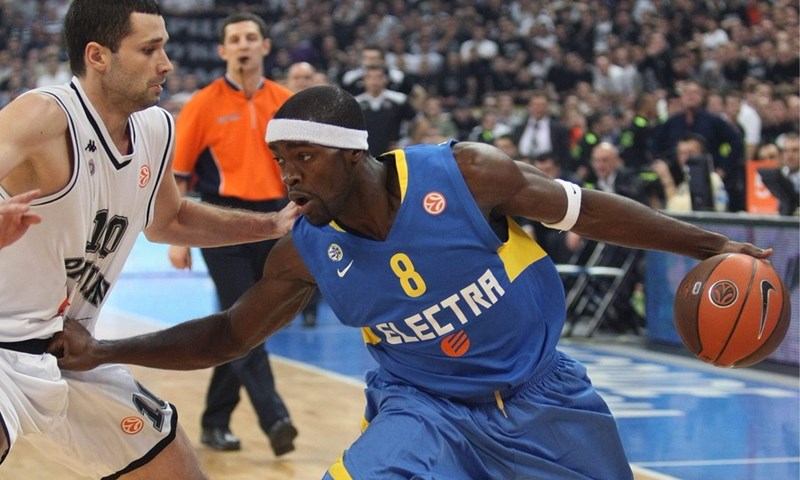 Partizan opet novčano kažnjen