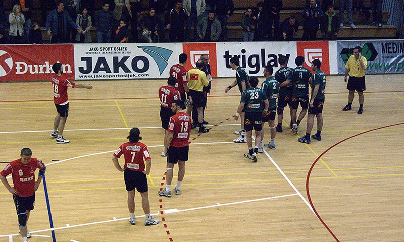Adrenalinski, borbeno, neizvjesno