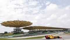 FIA se nagodila s Briatoreom