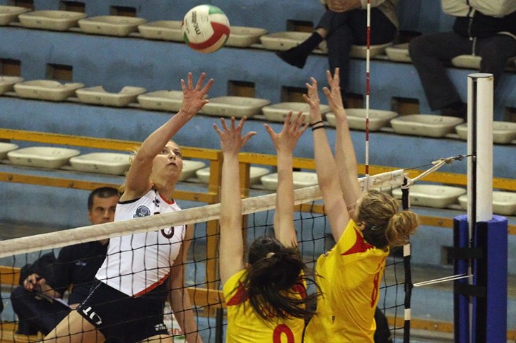 Mladost k'o bosa po Trsatu