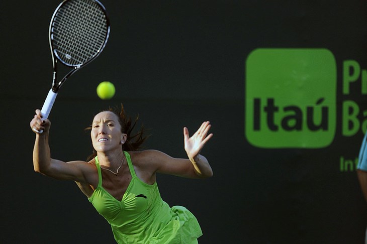 Janković leti, Wozniacki zapinje