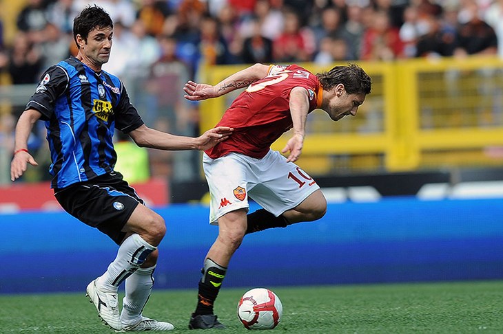 Derbiji "tresu" Italiju