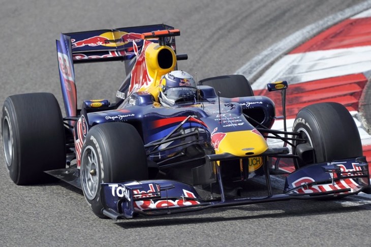 Red Bull dominantan