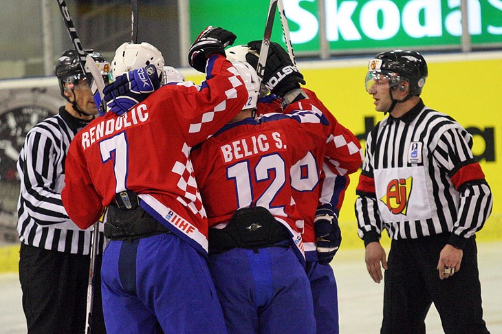 Srbija stjerana u kut