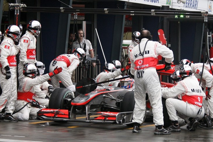 Jenson Button na vrhu kineskog kaosa