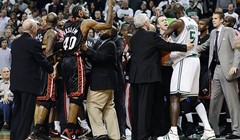 Kevin Garnett suspendiran