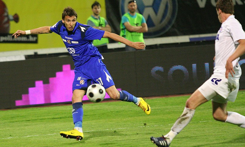 Dinamo je znao pogoditi s napadačima iz domaćeg prvenstva, ali bilo je tu i teških promašaja