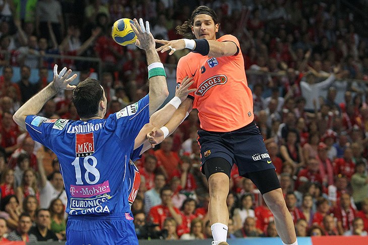 Medvedi sedmercima do Kölna