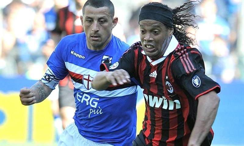 Video: Ronaldinho potopio nade Fiorentine
