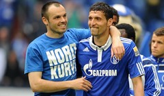 Kuranyi van, Pantelić unutra?