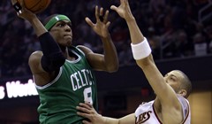 Video: Boston pokvario Jamesovo slavlje