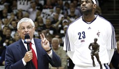 Stern navija za ostanak LeBrona