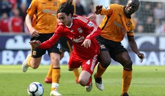 Liverpool uspio prodati Aquilanija, Juventus potvrdio dolazak mladog Francuza