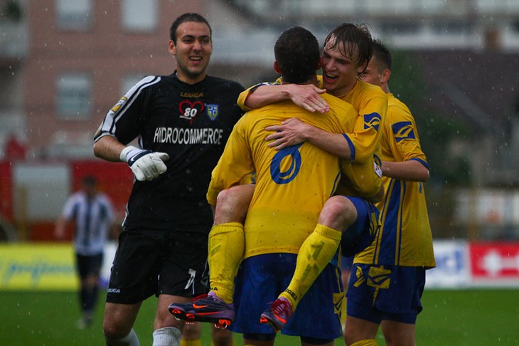 Abilaliaj za nastavak niza