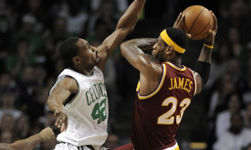 Video: LeBron ostaje na čekanju!