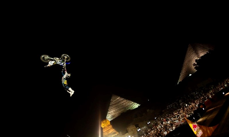X-Fighters spektakl u Gizi