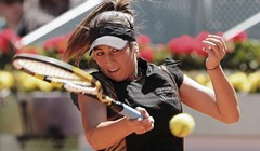 Atomski tenis Rezai slomio i Venus