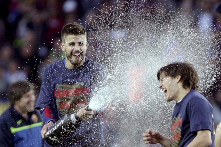 Pique: "Uvjeren sam da će Fabregas doći"