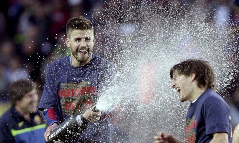 Pique: "Uvjeren sam da će Fabregas doći"